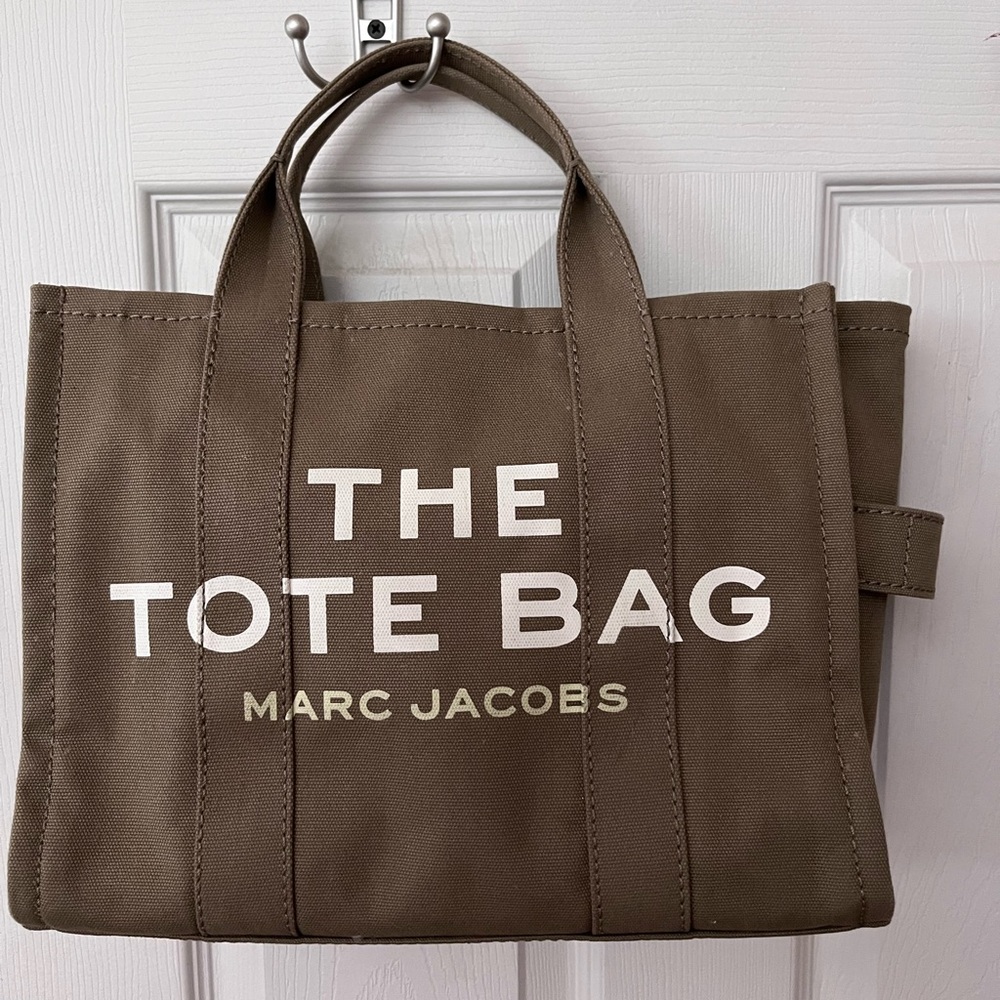 Marc Jacobs Canvas The Tote Bag Medium - Picture 11 of 16